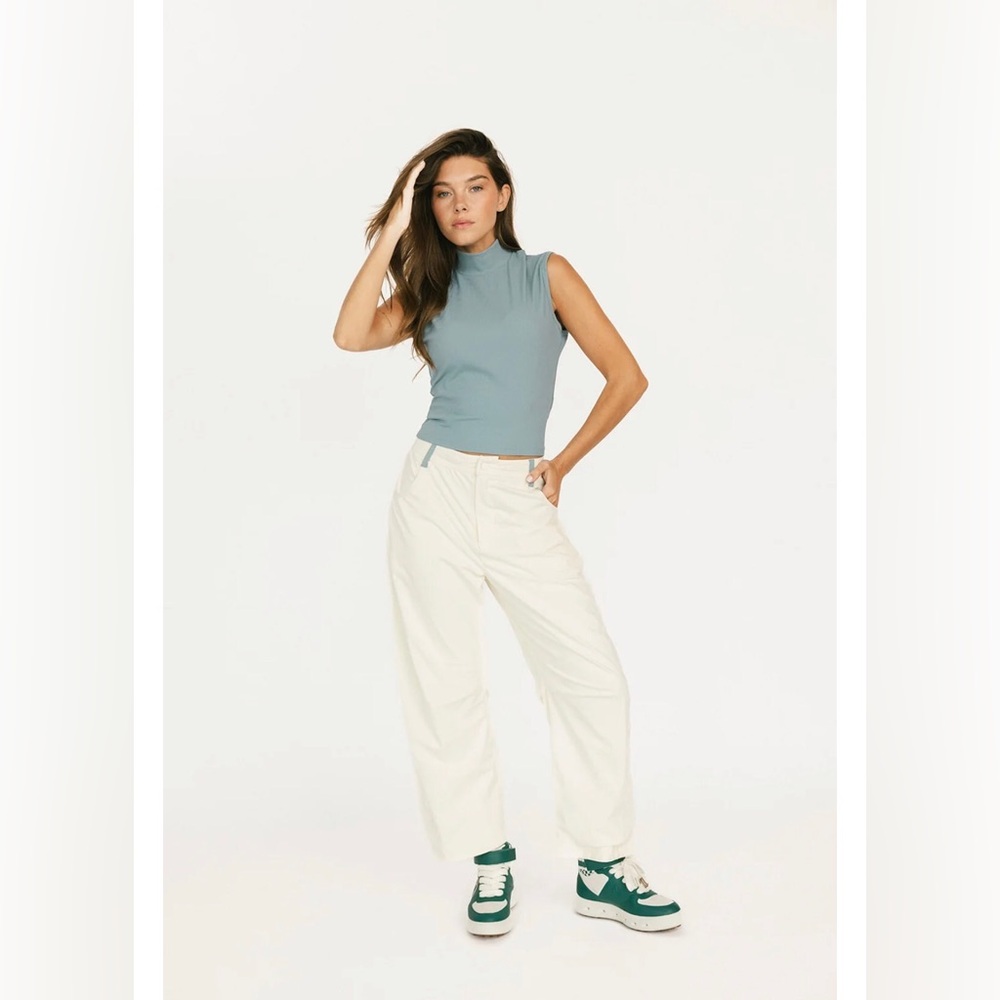 Fore All NWT Women's Golf Bennett Barrel Leg Pants Angora Small, White / Cream